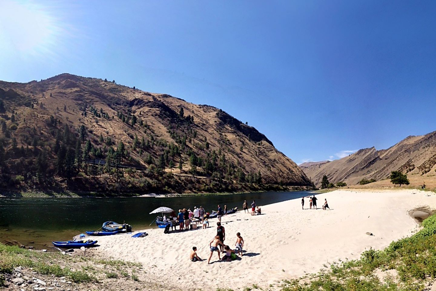 Mountain River Outfitters Rafting